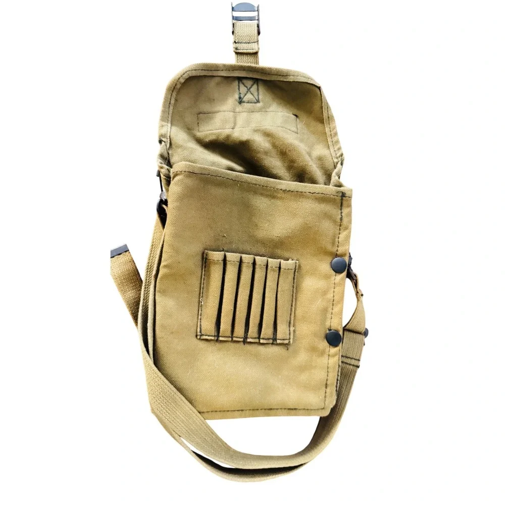 Unbranded vintage military